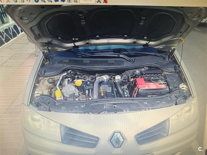 Usado Renault Mégane II 105 CV (77 kW) 2008 Beige Berlina