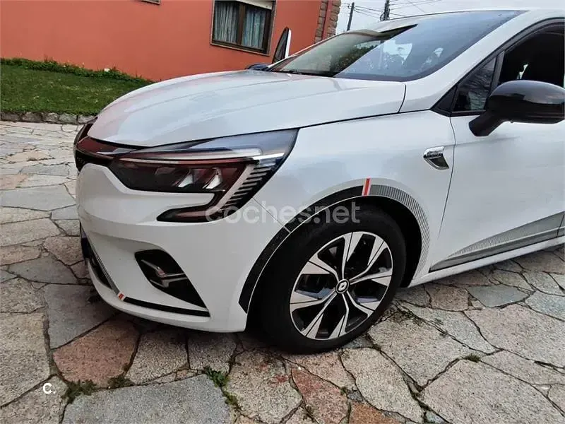 Usado Renault Clio V LIMITED 90 CV (66 kW) 2022 Blanco Berlina
