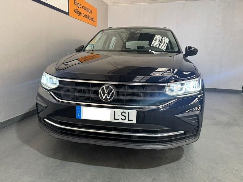 Usado VW Tiguan Life 122 CV (89 kW) 2021 Negro SUV