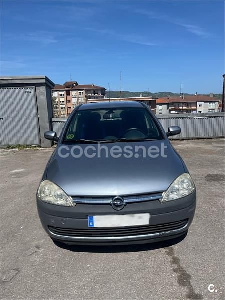 Usado Opel Corsa 75 CV (55 kW) 2004 Gris / plata Utilitario