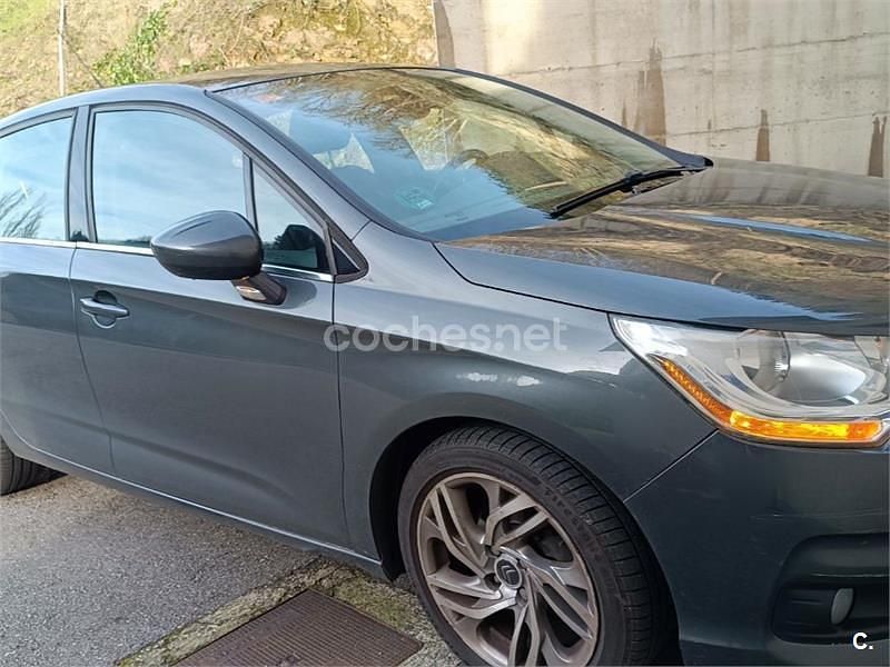 Usado Citroën C4 120 CV (88 kW) 2012 Gris / plata Berlina