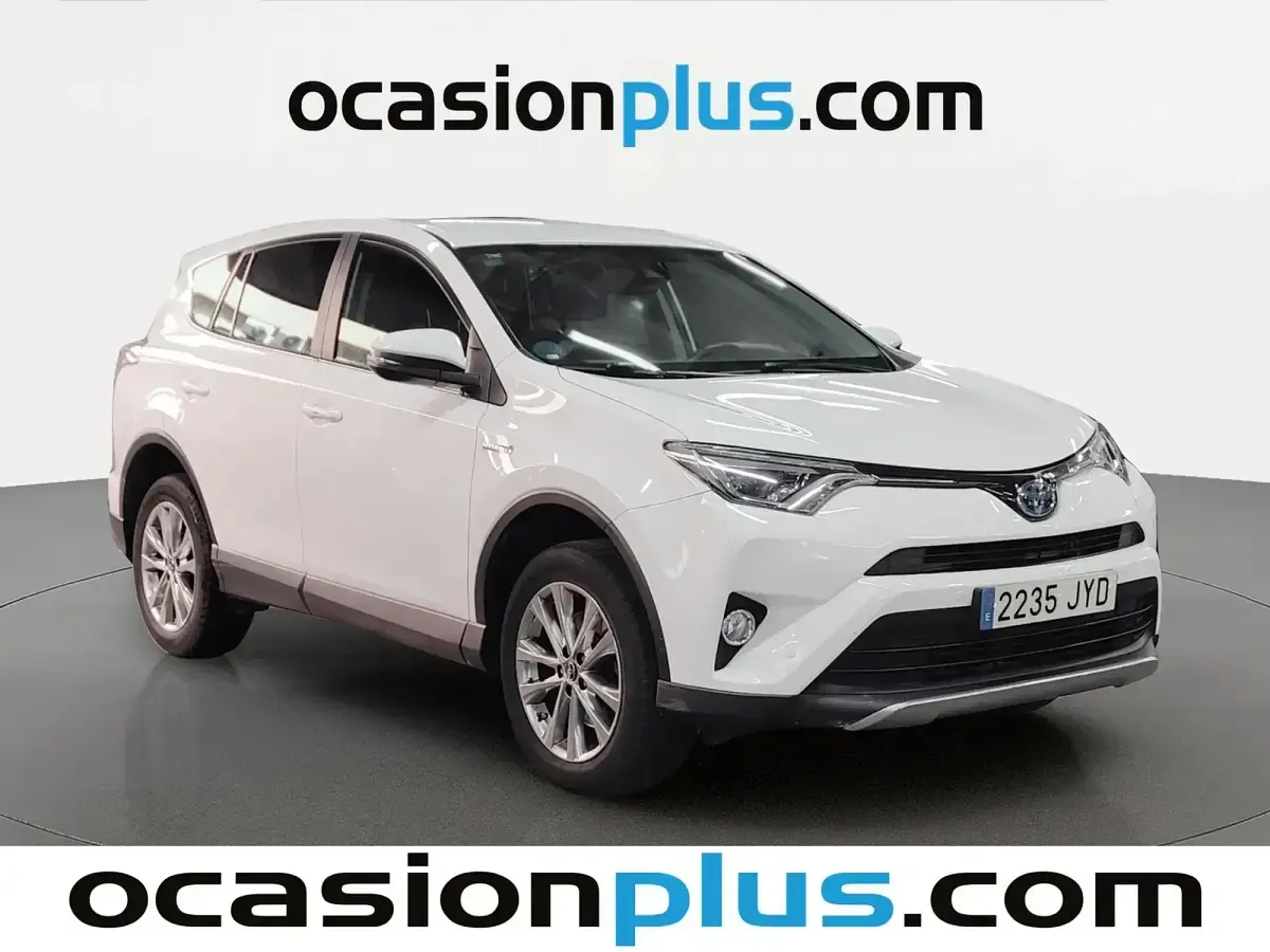 Usado Toyota RAV4 Advance 197 CV (144 kW) 2017 Blanco SUV
