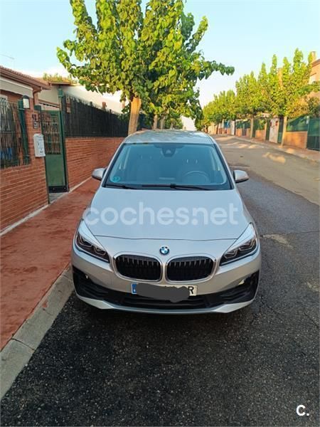 Gris / plata Usado 2019 BMW 216 Familiar | 14.500 € (Precio justo) - Imagen 1/4