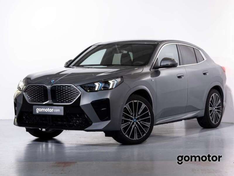 Gris Usado 2024 BMW iX2 M Sport SUV | 47.675 € (Buen precio) - Imagen 1/4