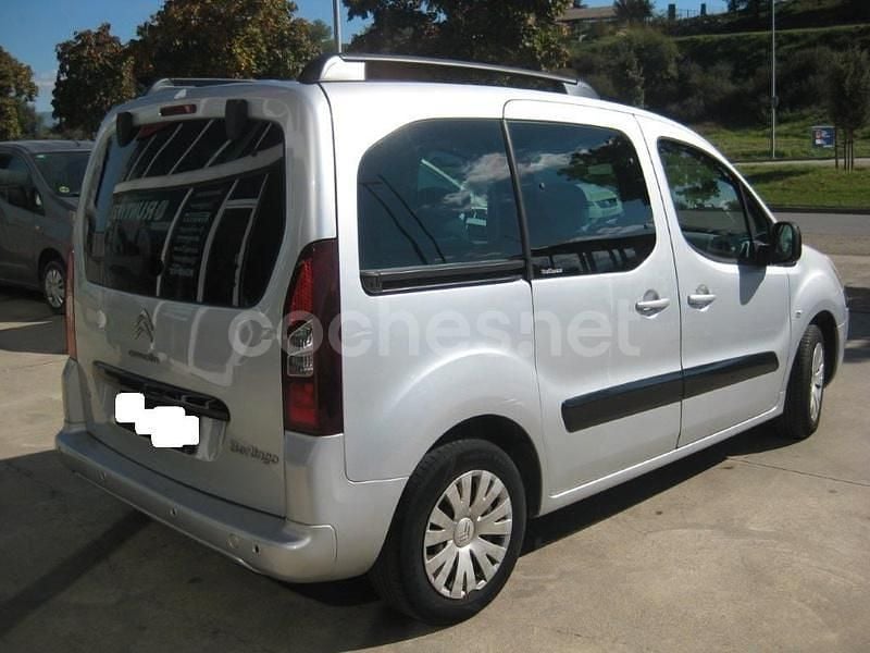Usado Citroën Berlingo XTR 92 CV (67 kW) 2013 Gris / plata Monovolumen