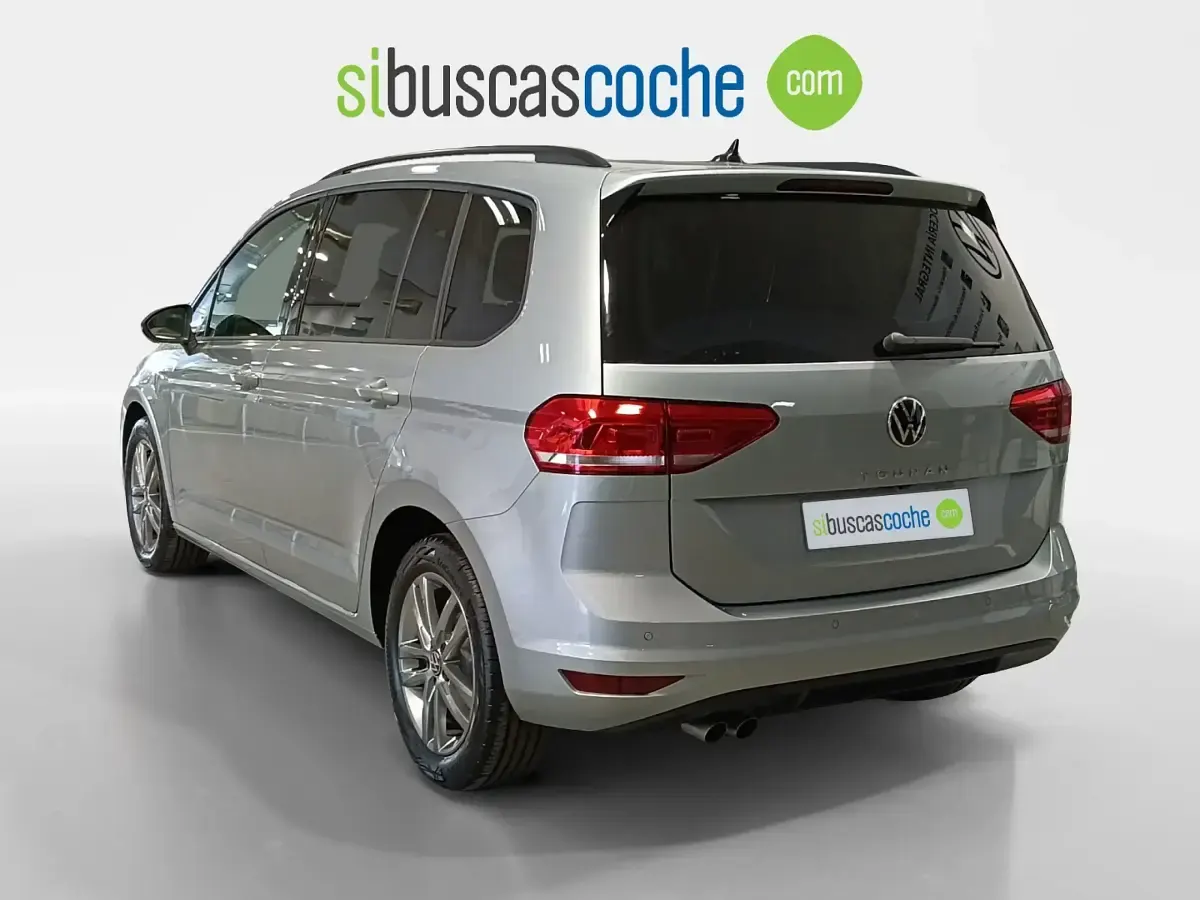 Usado VW Touran 150 CV (110 kW) 2026 Gris/plata Monovolumen