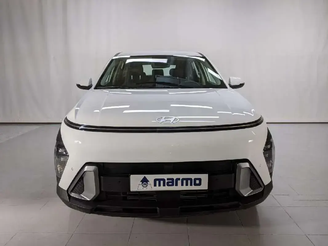 Usado Hyundai Kona 129 CV (94 kW) 2025 Blanco SUV