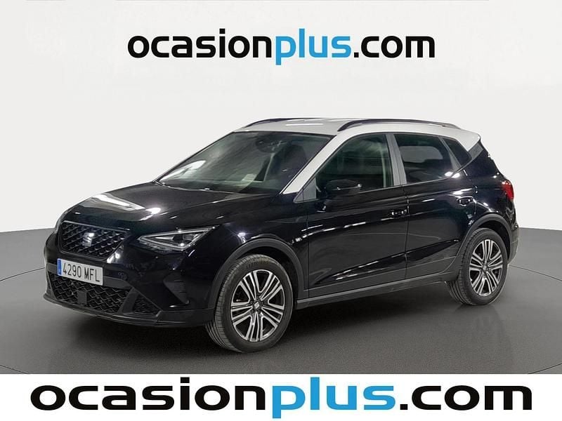 Usado Seat Arona Style 110 CV (80 kW) 2023 Negro SUV