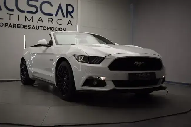Usado Ford Mustang GT 418 CV (307 kW) 2017 Blanco Descapotable