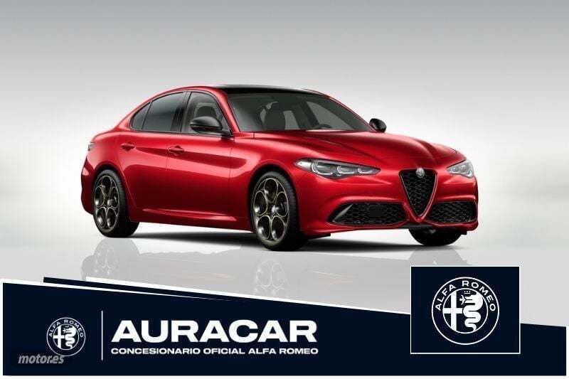 Rojo Nuevo 2025 Alfa Romeo Giulia Berlina | 55.465 € (Un poco caro) - Imagen 1/4