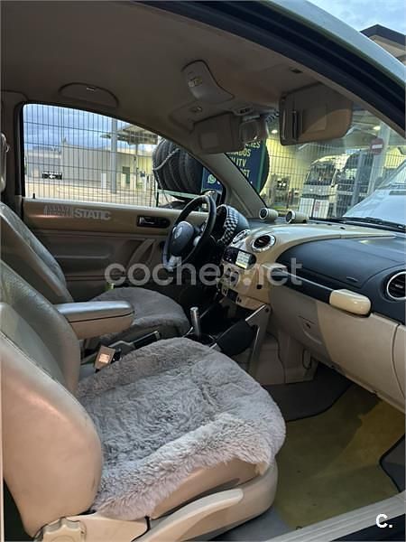 Usado VW New Beetle 90 CV (66 kW) 2001 Verde Utilitario