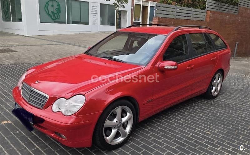 Rojo Usado 2003 Mercedes C200 Avantgarde Familiar | 3500 € (Precio justo) - Imagen 1/2