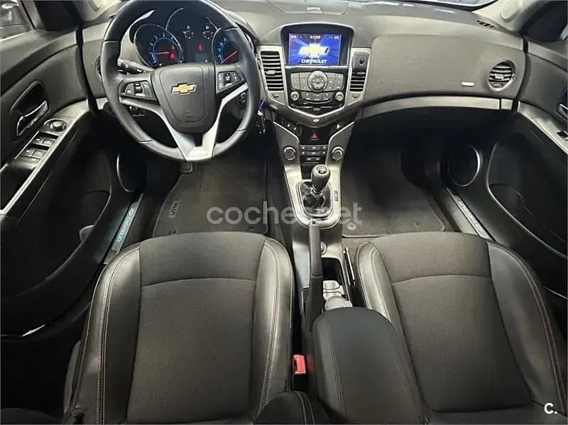 Usado Chevrolet Cruze LTZ 141 CV (103 kW) 2013 Blanco Berlina