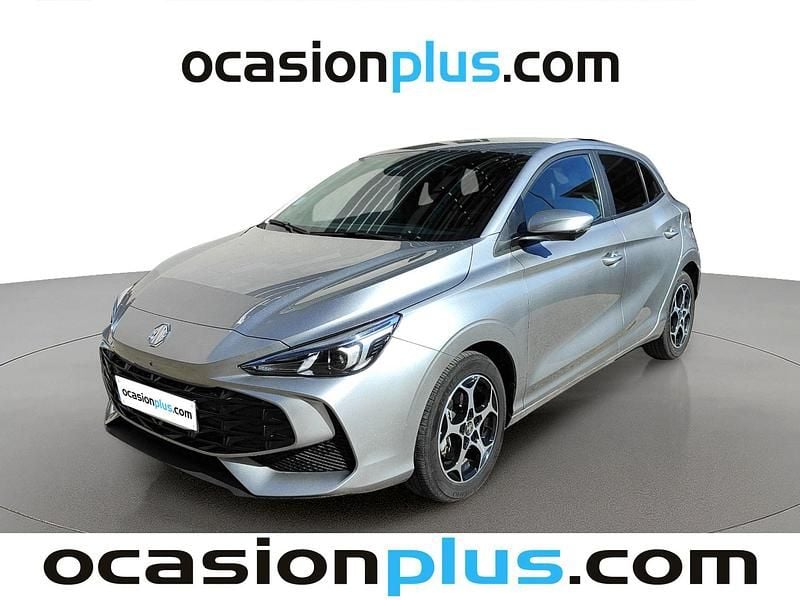 Begagnad MG MG3 Luxury 195 HK (143 kW) 2024 Halvkombi