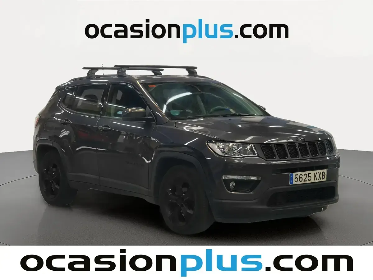 Usado Jeep Compass Night Eagle 120 CV (88 kW) 2019 Gris SUV