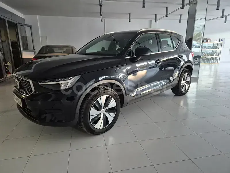 Usado Volvo XC40 Core 211 CV (155 kW) 2022 Negro SUV
