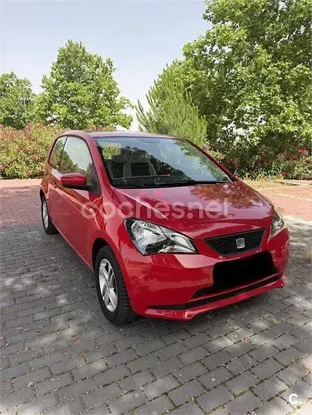Usado Seat Mii Style 60 CV (44 kW) 2014 Rojo Utilitario