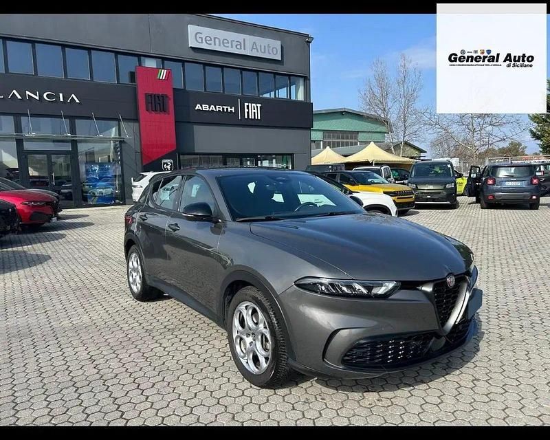 Usado Alfa Romeo Tonale Sprint 130 CV (95 kW) 2023 Grigio SUV
