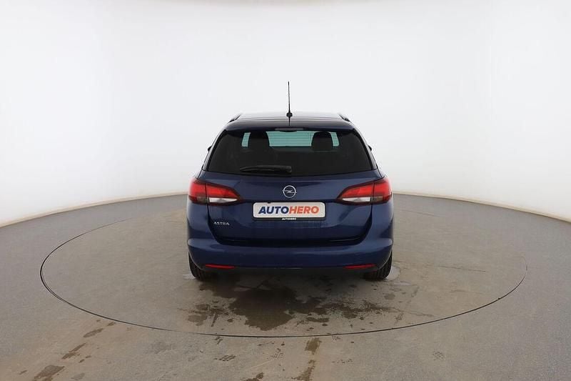 Używany Opel Astra Edition 131 KM (96 kW) 2020 Niebieski Kombi