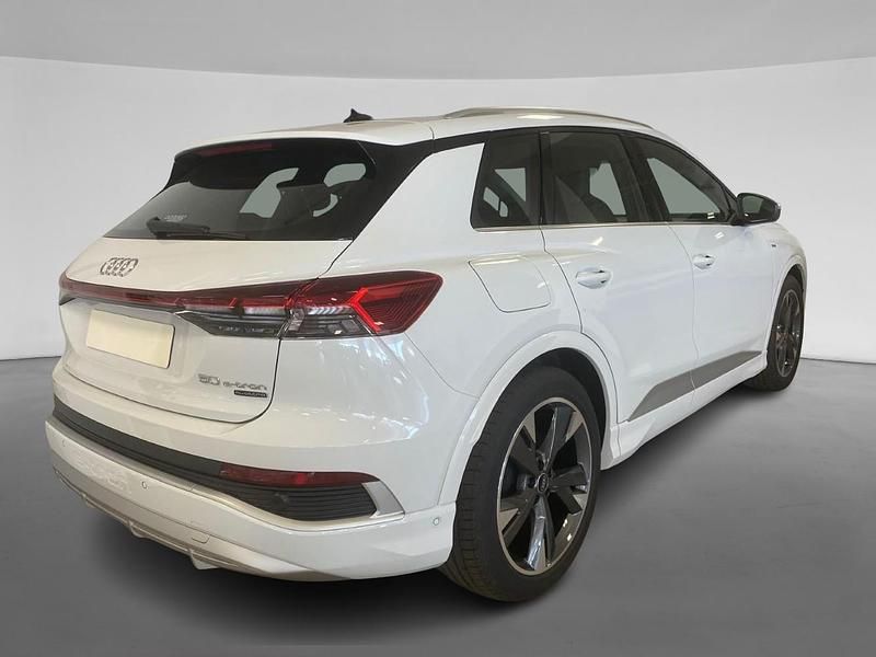 Usado Audi Q4 e-tron S-Line 219 kW (299 CV) 2024 Blanco glaciar metalizado SUV
