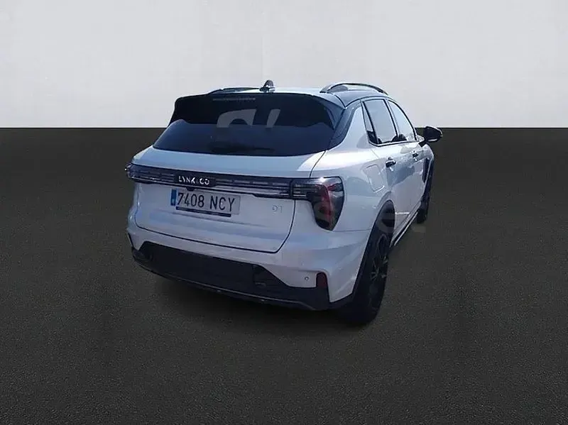 Usado Lynk & Co 01 279 CV (205 kW) 2025 Blanco SUV