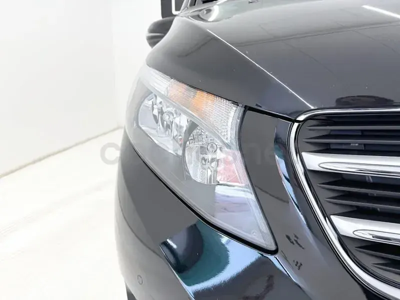 Usado Mercedes V220 163 CV (119 kW) 2017 Negro Monovolumen