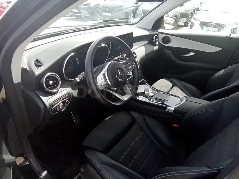 Usado Mercedes GLC220 194 CV (142 kW) 2022 Negro SUV