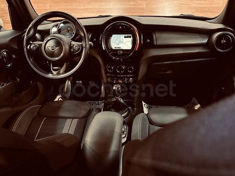 Usado Mini Cooper 136 CV (100 kW) 2018 Negro Utilitario