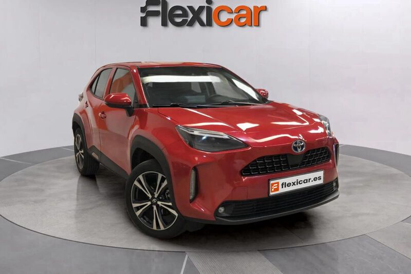 Rojo Usado 2022 Toyota Yaris Hybrid Style | 18.990 € (Super precio) - Imagen 1/4
