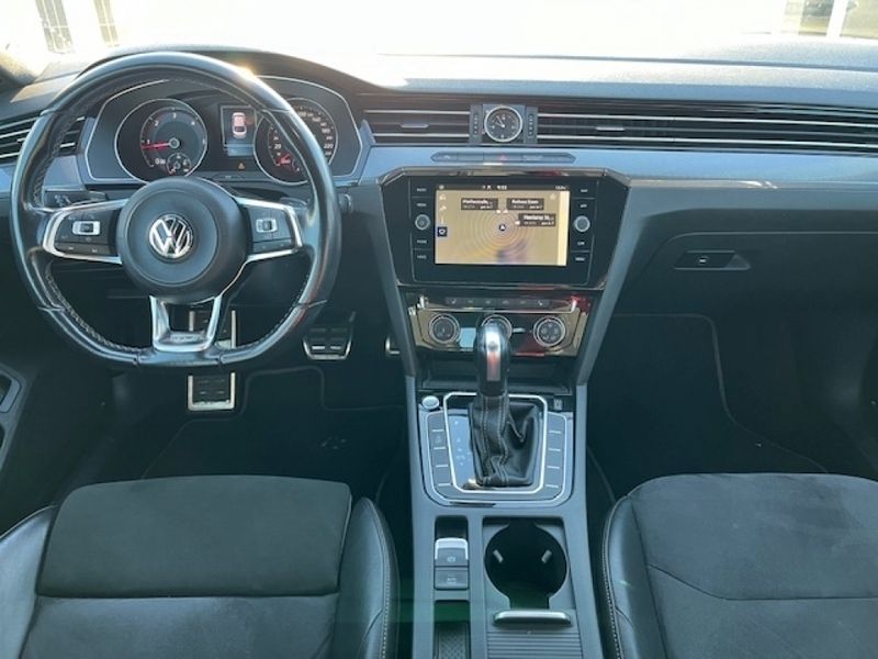 Usado VW Arteon 190 CV (139 kW) 2019 Negro metalico