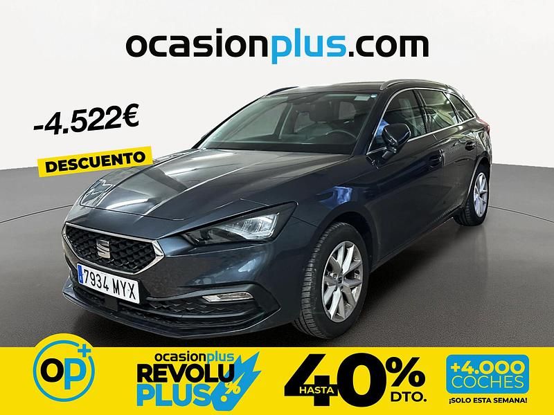 Usado Seat Leon Style 116 CV (85 kW) 2025 Gris Familiar