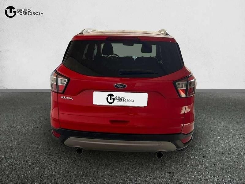 Usado Ford Kuga Trend+ 120 CV (88 kW) 2019 Rojo SUV