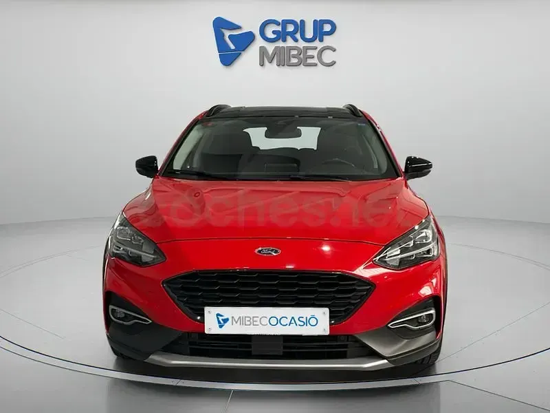 Usado Ford Focus Active 125 CV (91 kW) 2019 Rojo Berlina