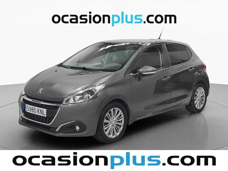 Używany Peugeot 208 Signature Sky 83 KM (61 kW) 2018 Hatchback