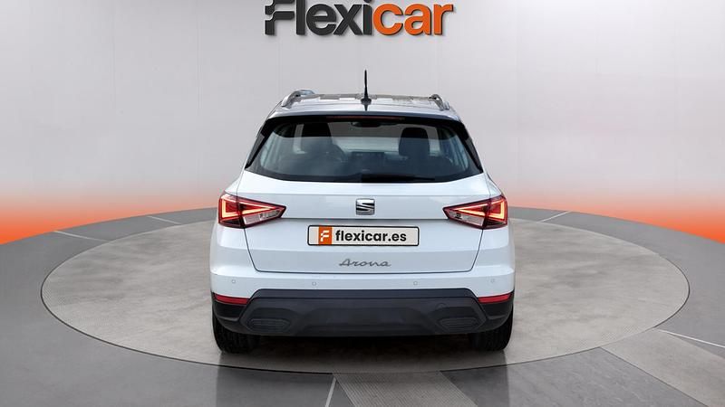Usado Seat Arona Style 116 CV (85 kW) 2022 Blanco SUV