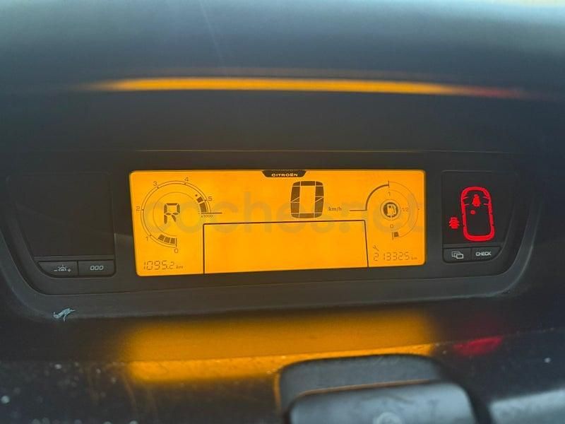 Usado Citroën Grand C4 Picasso Exclusive 110 CV (80 kW) 2007 Amarillo Monovolumen