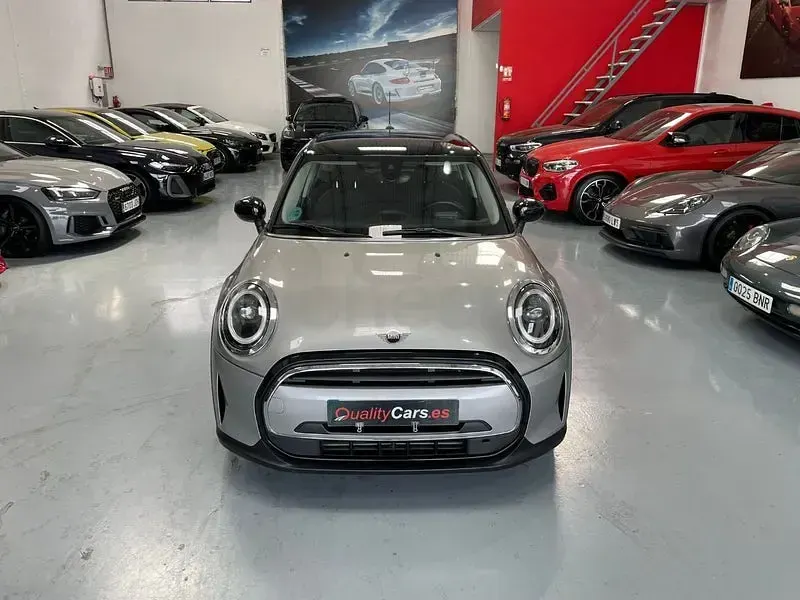 Usado Mini Cooper 136 CV (100 kW) 2024 Gris / plata Utilitario