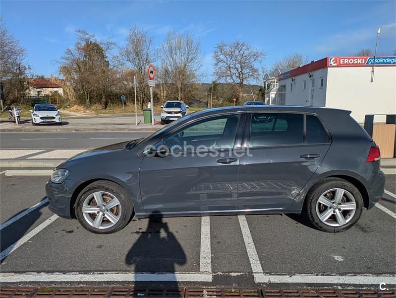 Usado VW Golf VII Advance 110 CV (80 kW) 2015 Gris / plata Berlina