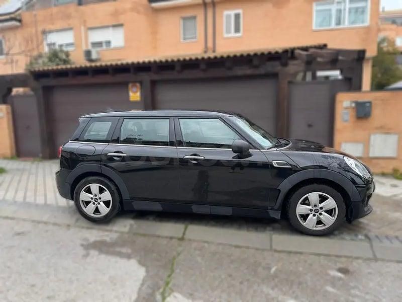 Usado Mini One D Clubman 116 CV (85 kW) 2017 Negro Familiar