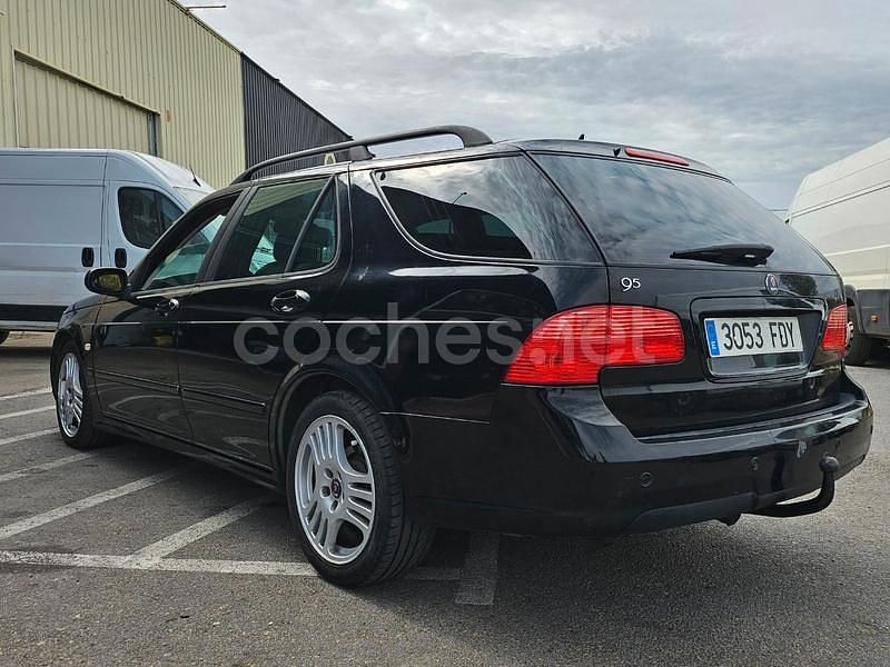 Usado Saab 9-5 Vector 150 CV (110 kW) 2008 Negro Familiar