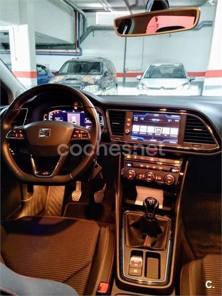 Usado Seat Leon ST FR 150 CV (110 kW) 2018 Azul Familiar