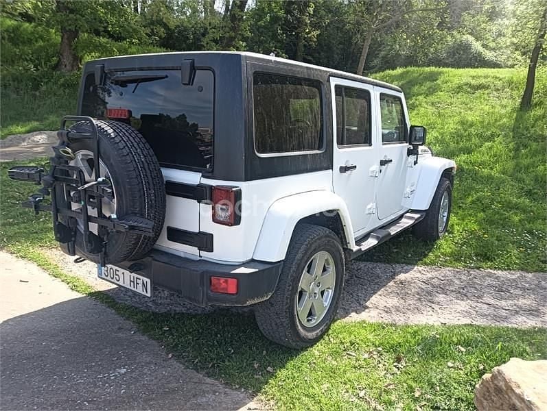 Usado Jeep Wrangler Unlimited Sahara 177 CV (130 kW) 2011 Blanco SUV