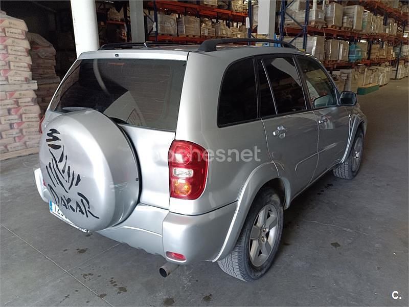 Usado Toyota RAV4 Executive 116 CV (85 kW) 2005 Gris / plata SUV