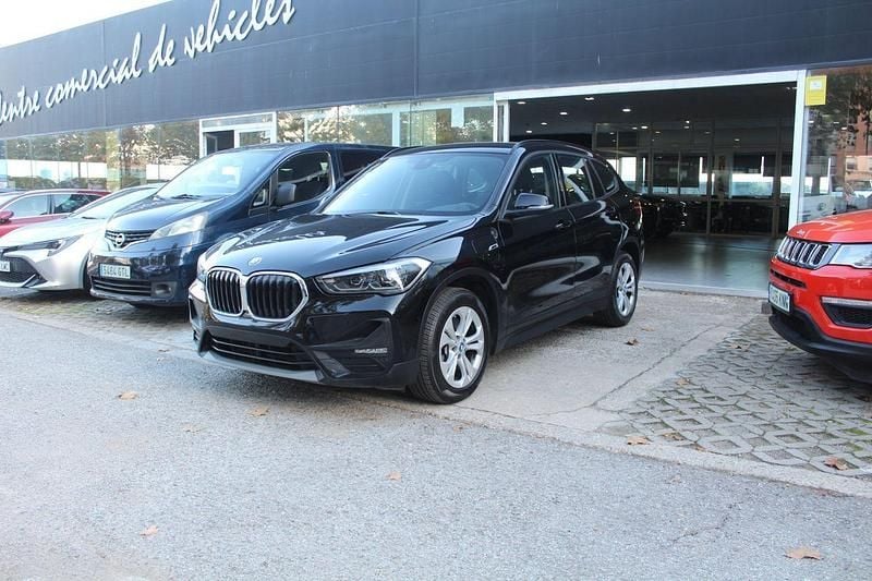 Negro Usado 2022 BMW X1 Advantage SUV | 25.850 € (Buen precio) - Imagen 1/4