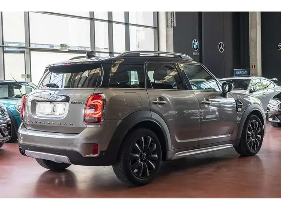 Używany Mini Cooper D Countryman 150 KM (110 kW) 2020 Srebrny SUV