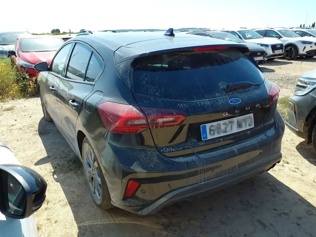Usado Ford Focus ST-Line X 155 CV (114 kW) 2025 Negro Utilitario