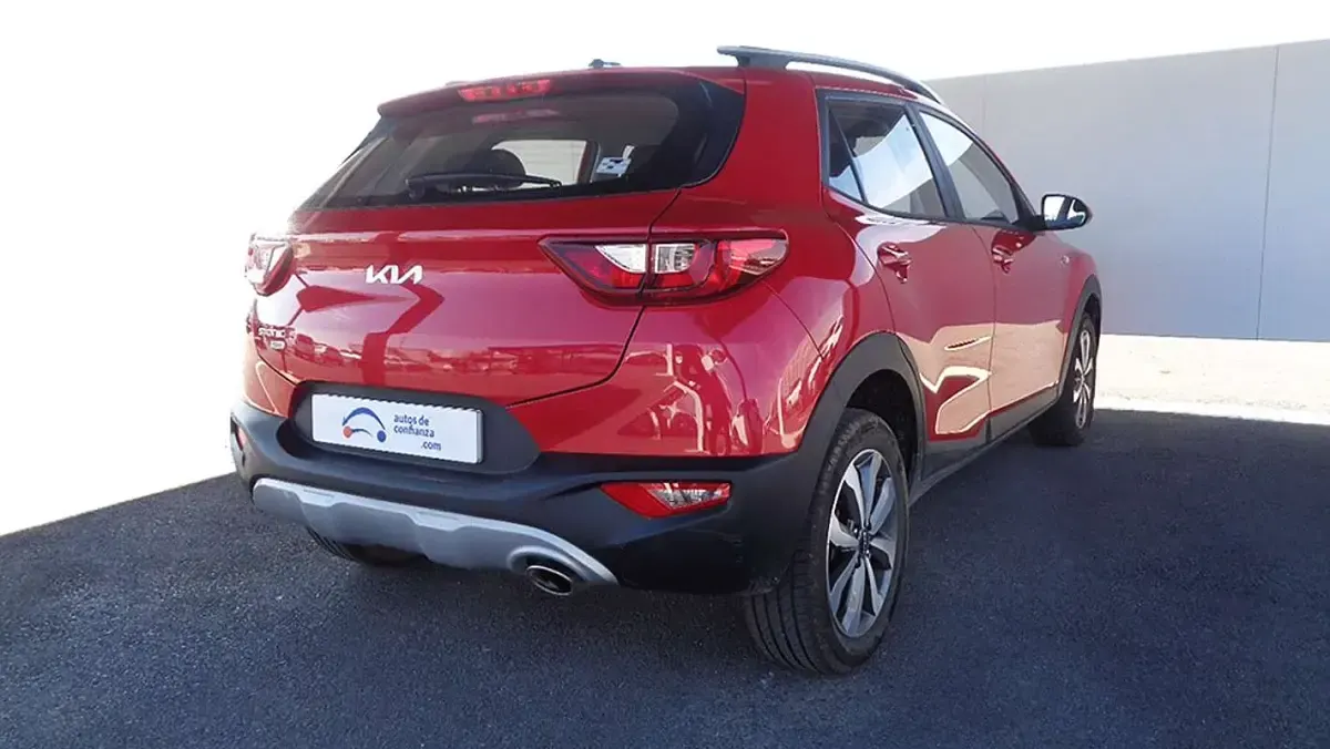 Usado Kia Stonic 79 CV (58 kW) 2024 SUV