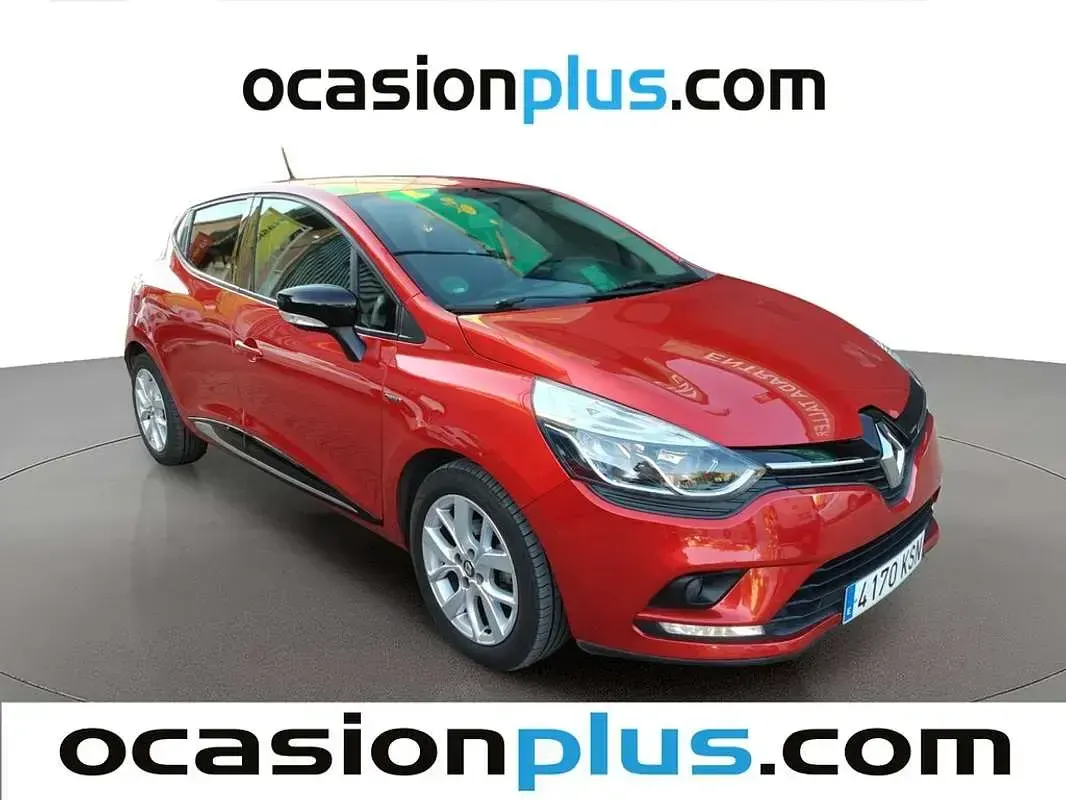 Usado Renault Clio LIMITED 90 CV (66 kW) 2018 Rojo Utilitario