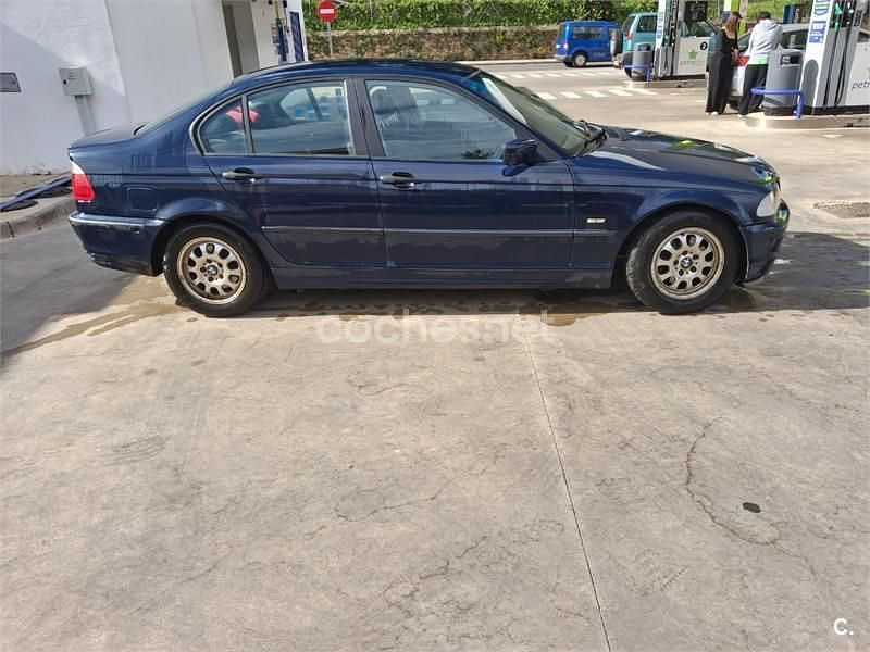 Usado BMW 320 136 CV (100 kW) 1999 Azul Berlina