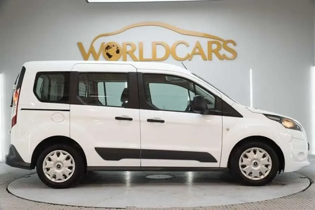 Usado Ford Transit 95 CV (69 kW) 2015 Blanco Familiar